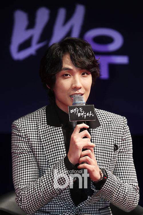 이준, '배우는 배우다' 베드신 언급 이준, '배우는 배우다' 베드신 언급