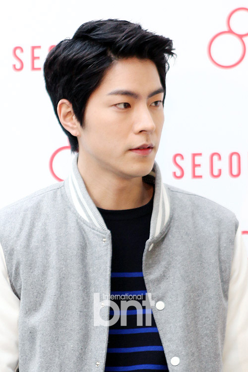 [bnt포토] 홍종현, 옆모습도 완벽~! | bnt뉴스