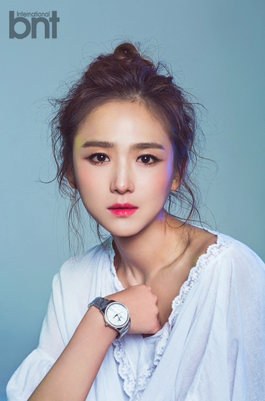 [bnt화보] 이희진 “지금의 10대들이 ‘연기 잘하는 옆집 언니’로 기억하도록 노력할 것” | bnt뉴스