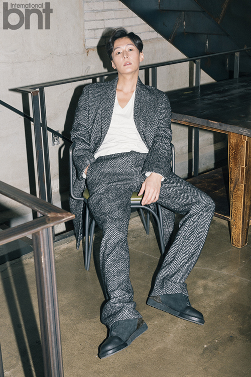 Bnt화보] 모델 휘황 “10년 전 내 모습보다 나이 들어가는 지금이 좋다” | Bnt뉴스