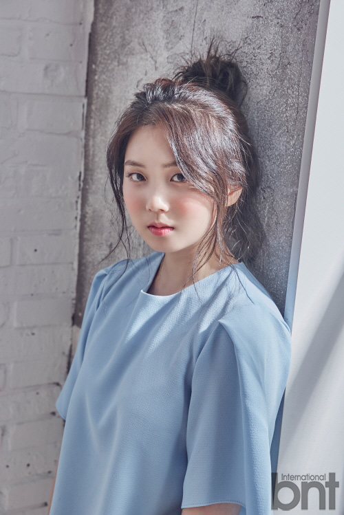 bnt화보] 김윤지 “데뷔 곡 결정 과정에 가이드로 참여, 어떤 곡이든 올망졸망 스타일로 소화할 것”