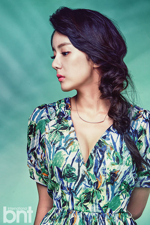 Bnt화보] 강은비 “'어우동' 처음으로 외모 아닌 연기 지적받아, 베드신과 1인 2역 캐릭터 표현 어려웠다” | Bntnews