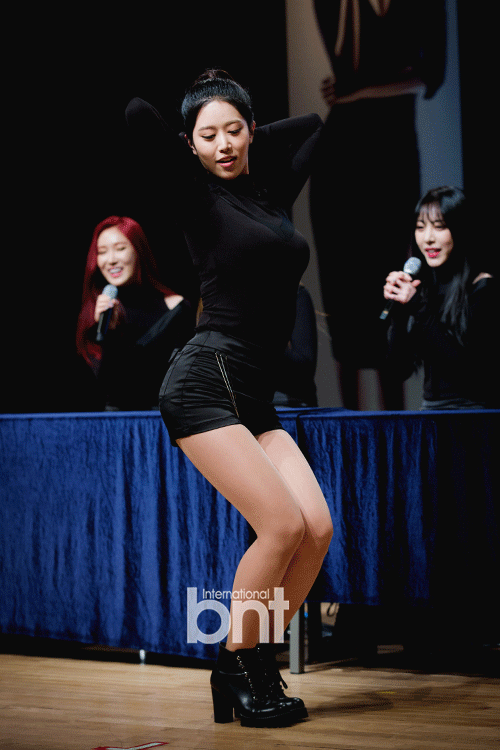 [bnt포토s] '본투비섹시' 브레이브걸스 하윤 '시선 떼시지 못하실 거에요' | bnt뉴스