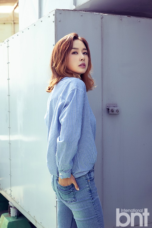 Bnt화보] 김민아 “몸매 관리 비결? 꾸준한 근력 운동, 스쿼트로 허벅지 근육 다져” | Bnt뉴스