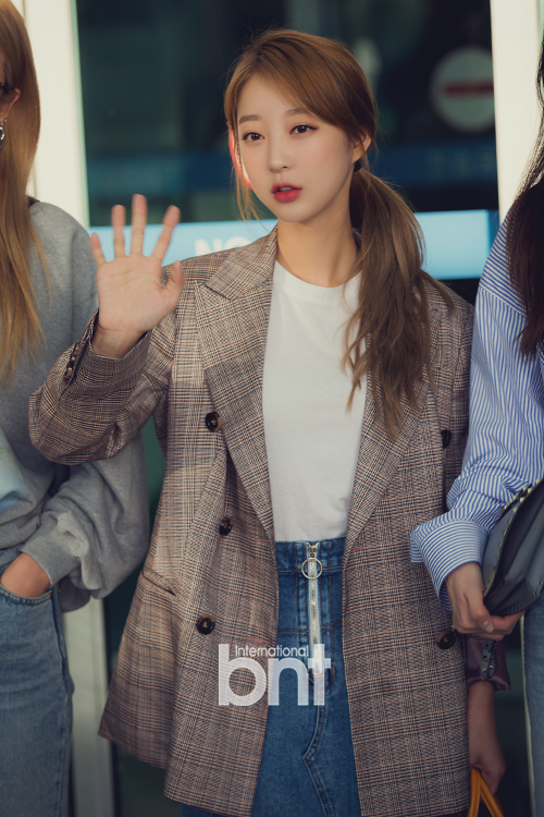 [bnt포토] EXID 혜린 '인형의 손인사' | bnt뉴스