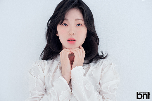 [bnt화보] 임연 “10월 17일 결혼, 가족-친한 친구들만 불러 성당서 결혼식 예정” | bnt뉴스