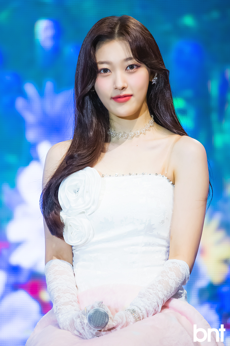[bnt포토] 이달의 소녀 최리 '이런 볼매' | bnt뉴스