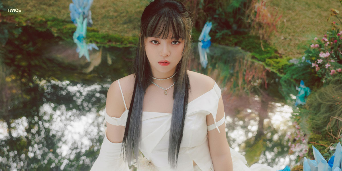 <b>트와이스 정연</b>·<b>모모</b>·미나·다현, 반짝이는 비주얼... ‘I GOT YOU’ 개인 포...