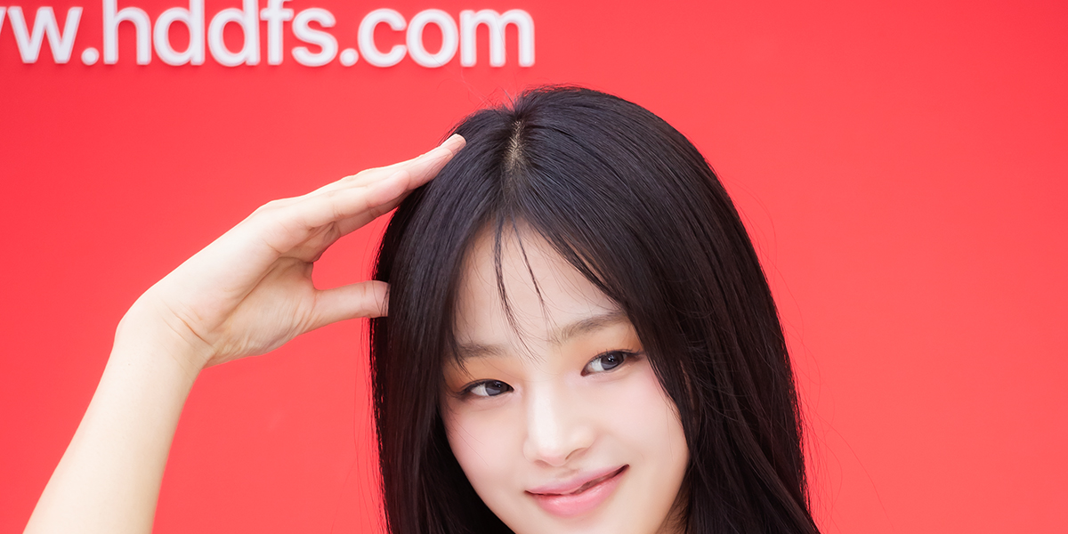 <b>뉴진스 민지</b> '미소 짓는 뭉뭉비아 핫세' [포토]