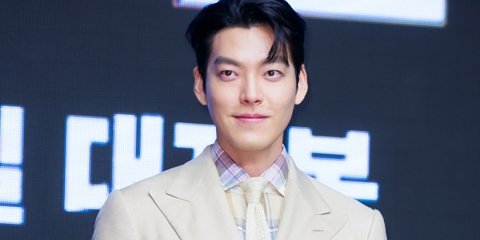 <b>김우빈</b>, 25년간 딸 찾던 ‘송혜희 父’ 빈소에 <b>조화</b>
