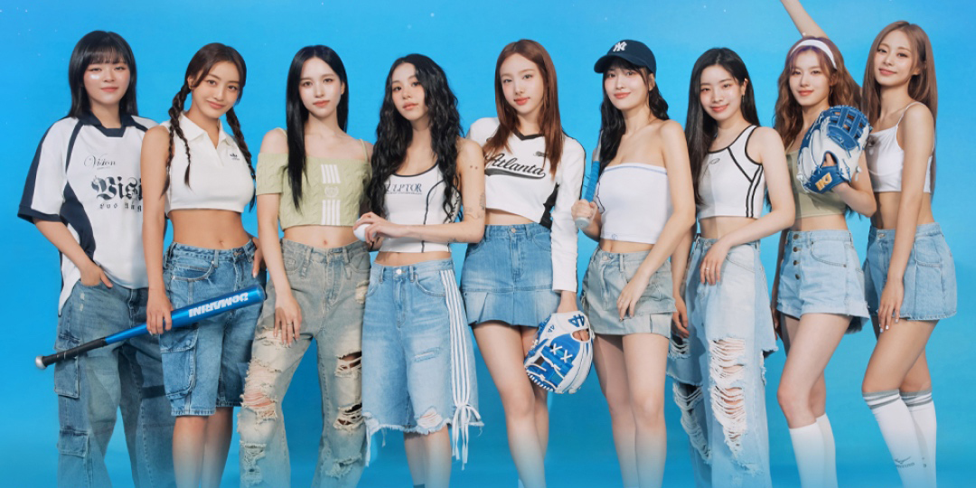 <b>트와이스</b>, 데뷔 <b>9주년</b> 기념 <b>팝업</b> 스토어 ‘홈 그라운드’ 개최