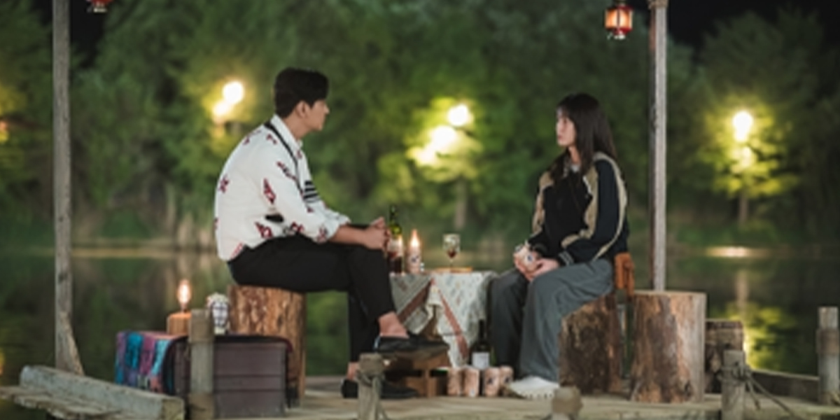 ‘<b>사외다</b>’ <b>주지훈</b>·<b>정유미</b>, 18년 리와인드 데이트