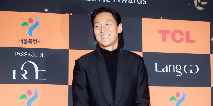 <b>김재철</b>, <b>엑스와이지</b> 스튜디오 <b>전속계약</b>... 정성일·장윤주와 한솥밥