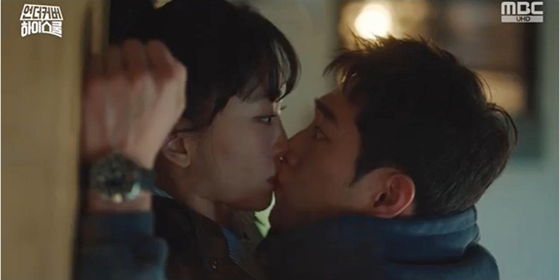 ‘<b>언더커버 하이스쿨</b>’ <b>서강준</b>x<b>진기주</b>, 깜짝 <b>키스</b> 엔딩...최고 시청률 1...
