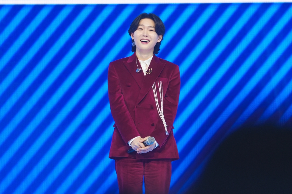 ‘<b>미스터트롯3</b>’ 眞 <b>김용빈</b>, 전국투어· 예능 확정!