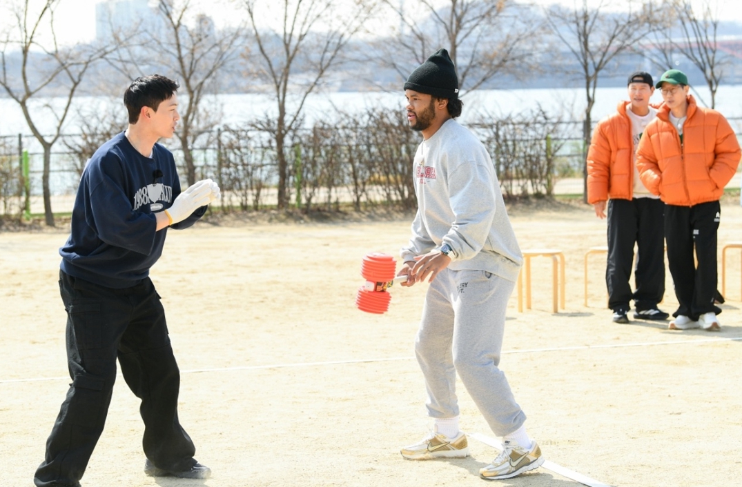 '<b>런닝맨</b>' 카일러 머리, 멤버들과 정면 대결
