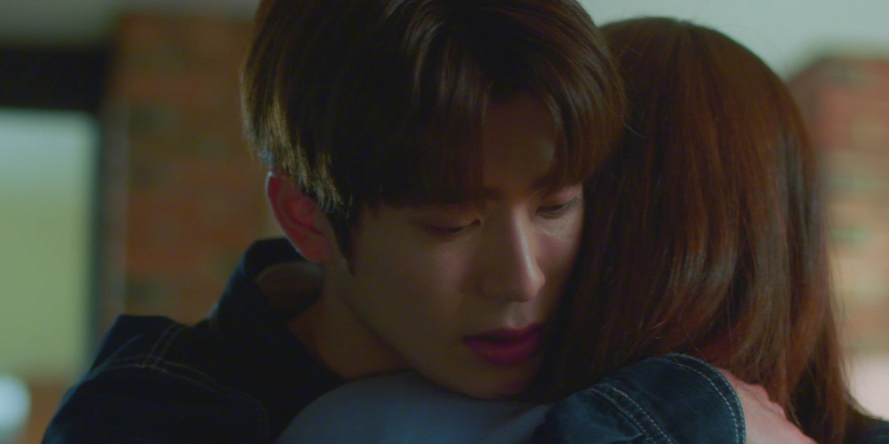 Dearm Jung Jae-hyun, Park Hye-soo’s Surprise Hug
