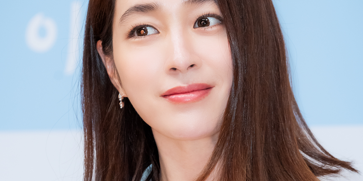 ‘<b>가오정</b>’ <b>이민정</b>, 아내바보 <b>이병헌</b> “<b>육아</b> 전담까지 큰 도움”