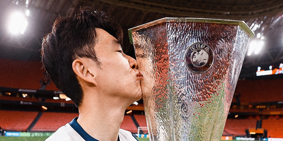 ‘유로파 <b>우승</b>’ <b>손흥민</b> <b>유니폼</b>, 경매가 2천만 원 돌파