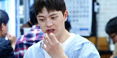 ‘백반기행’ <b>육성재</b> “할아버지, 日서 첫 <b>비단잉어</b> 수입…대형 낚시터...