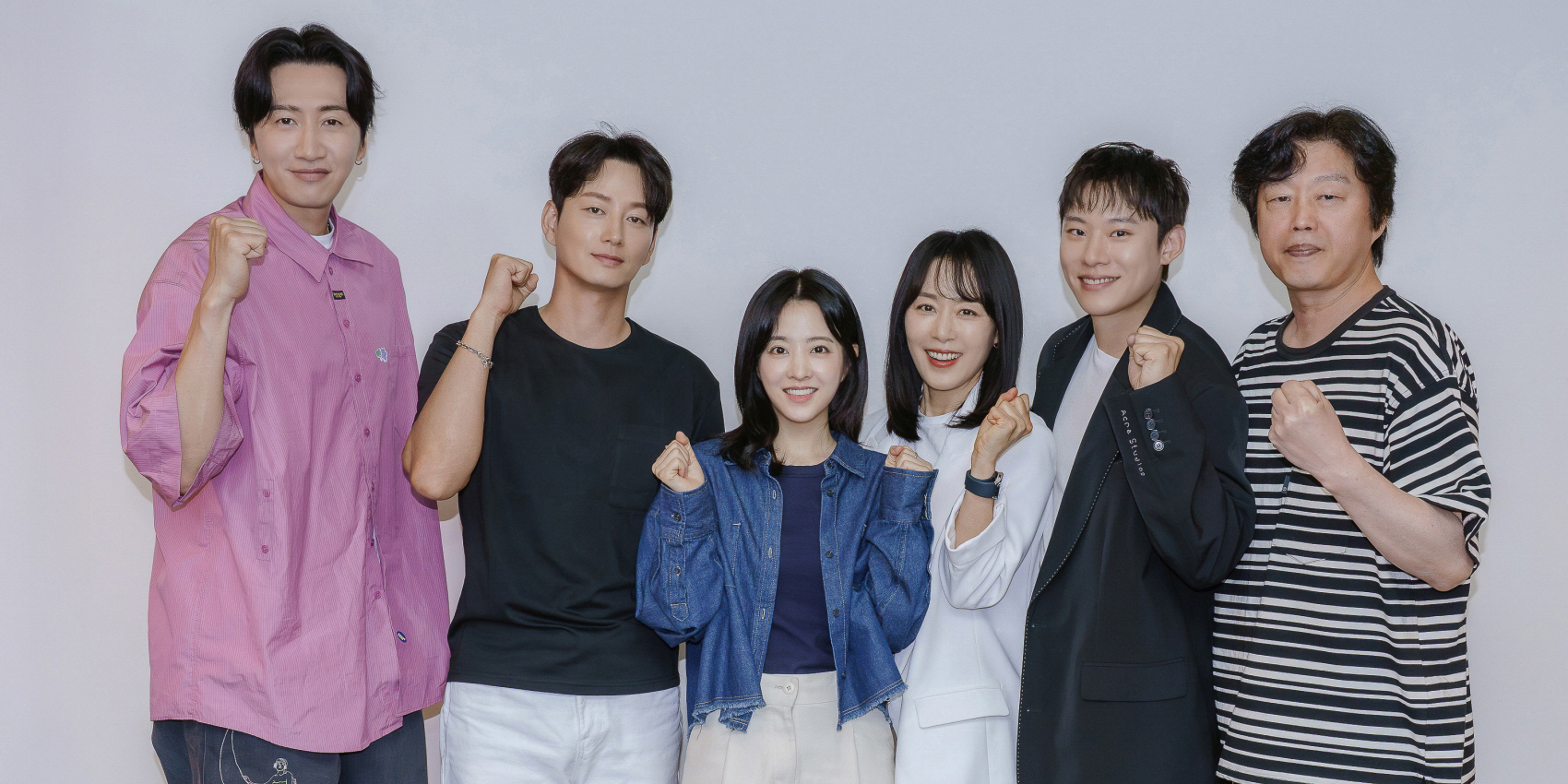 ‘<b>골드랜드</b>’ <b>박보영</b>·<b>김성철</b>→이광수, 금괴를 차지해라!