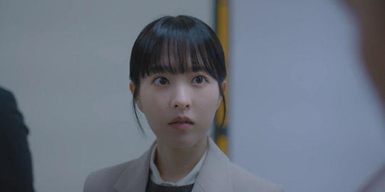 ‘<b>미지의서울</b>’ 박보영 <b>위기</b>…자체최고 7.4%