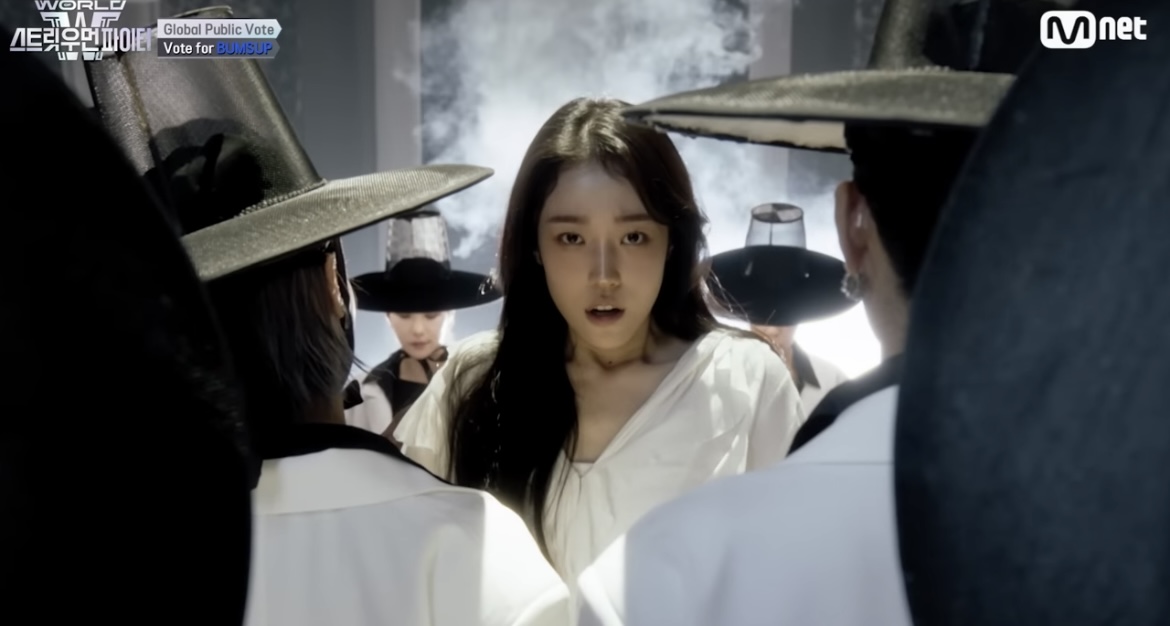 ‘<b>스우파3</b>’ <b>범접</b>, 전 세계 뒤집었다... 483만 뷰 폭발
