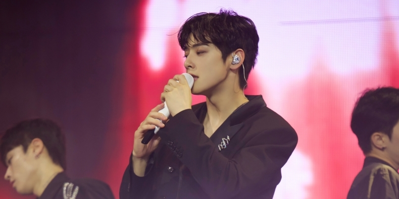 <b>차은우</b>, 입대 전 팬들과 마지막 만남