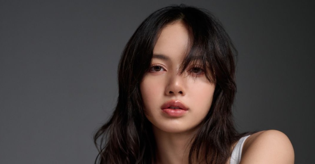 <b>블랙핑크 리사</b>, 플리마켓 <b>수익금</b> 기부