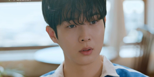 ‘<b>우주메리미</b>’ 최우식정소민, 첫 화에 <b>청혼</b>…최고 7.0%