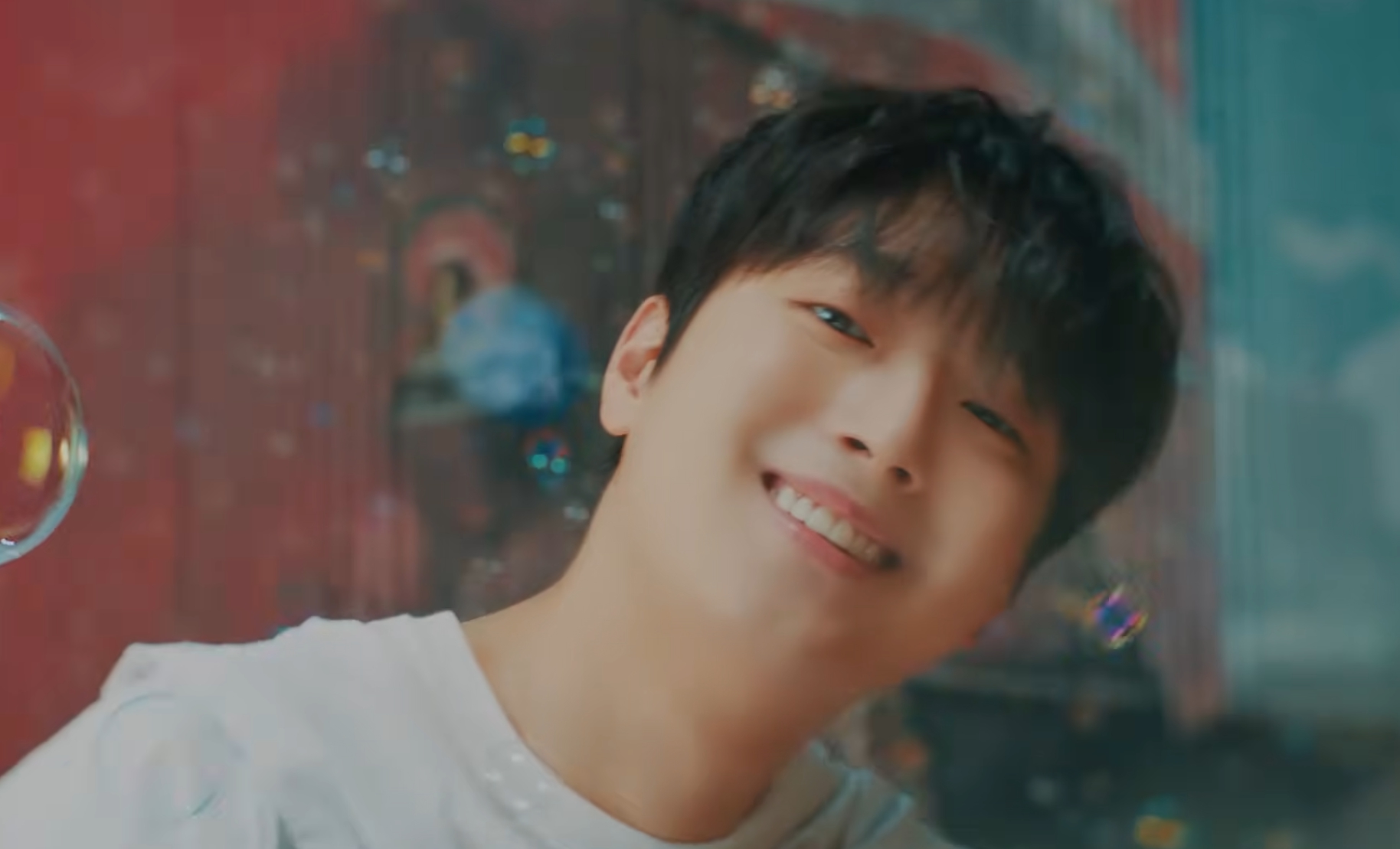 <b>이찬원</b> '<b>찬란</b>' 컴백