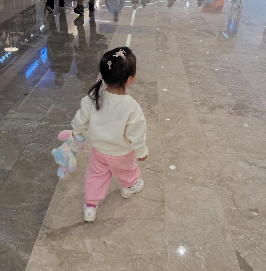<b>이병헌</b><b>이민정</b>, <b>딸</b> 사진 공개