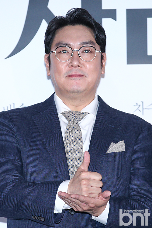<b>조진웅</b> 소속사, <b>소년범 의혹</b>…"확인 중"