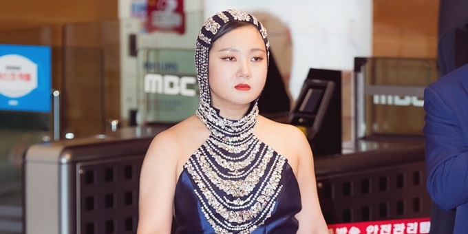 <b>박나래</b> “전 매니저들 수억원 요구” <b>법적 대응</b>