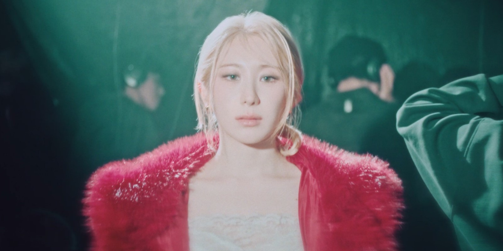 '컴백 D-1' 이채연, 신곡 'NTOTD' 뮤비 티저 공개 - 뉴스 썸네일 이미지