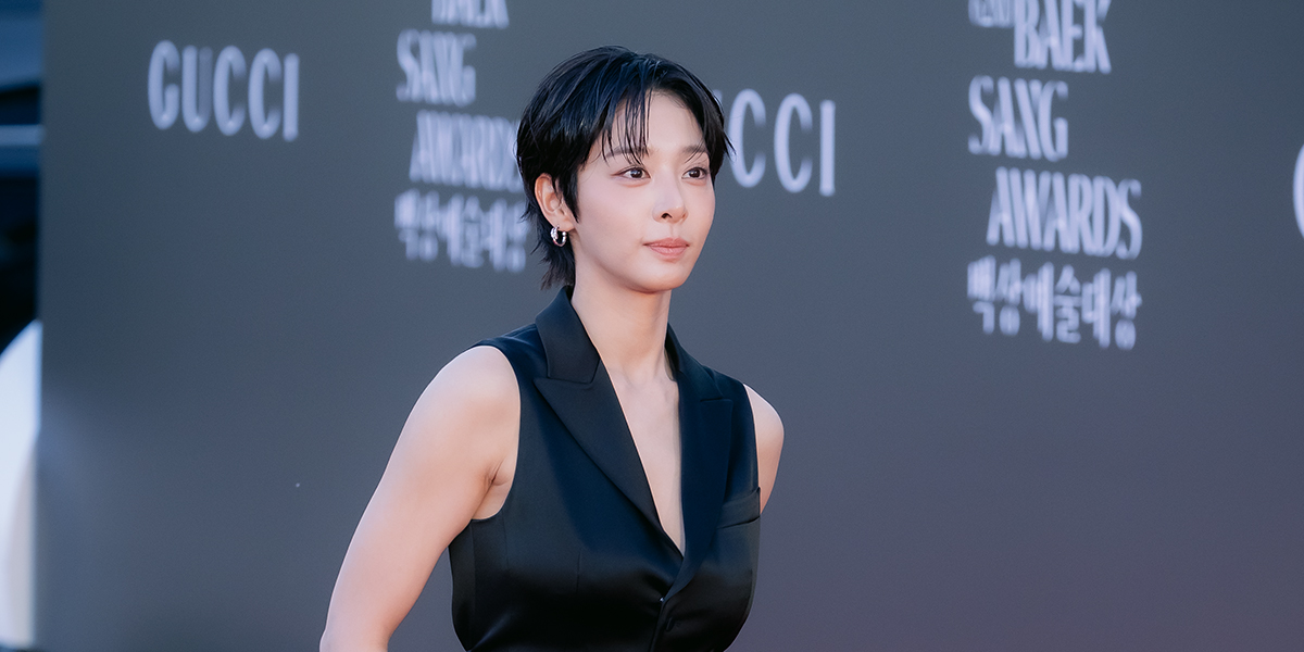 백상예술대상 레드카펫에 등장한 설인아