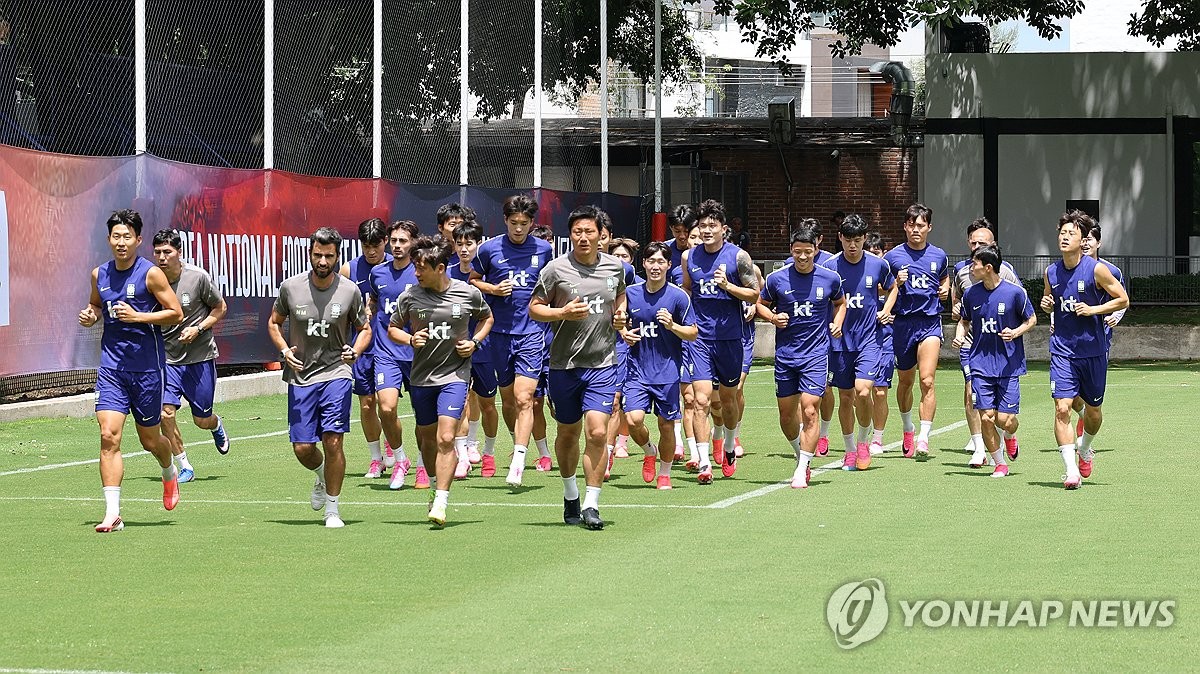 배준호·김태현 합류…<b>홍명보호</b>, 멕시코전 총력전