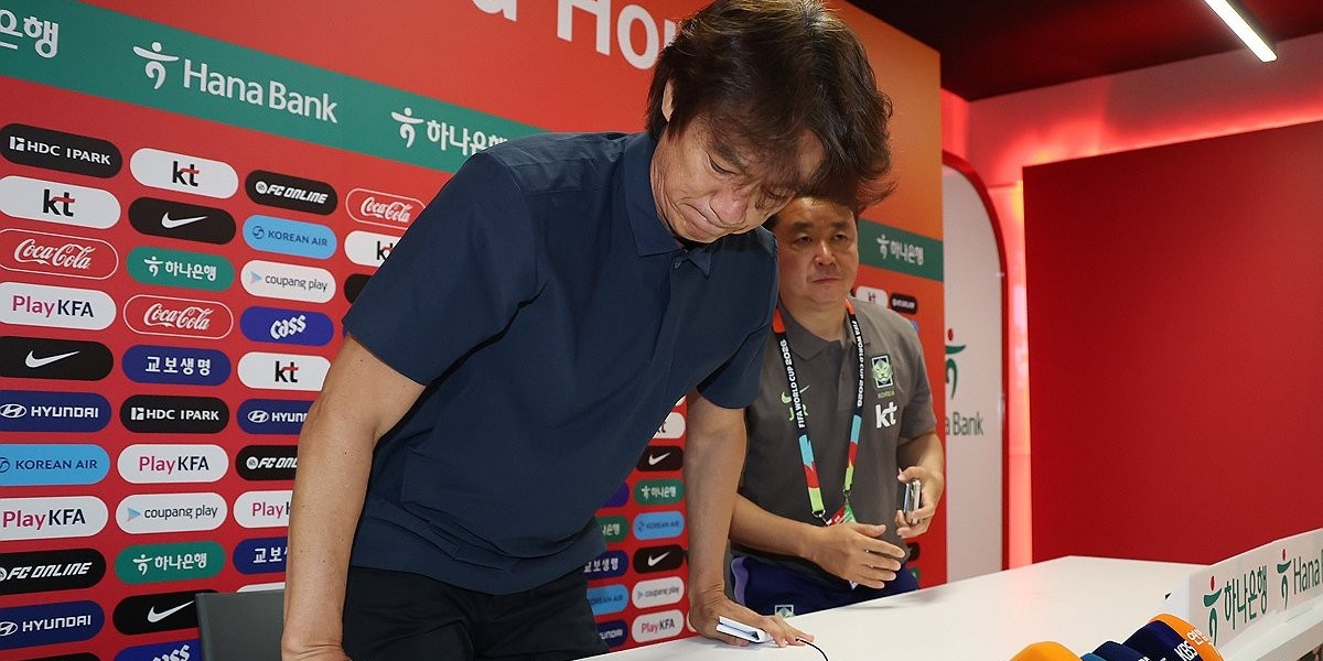 한국 <b>축구</b>, FIFA 랭킹 하락… 4년 6개월 만에 최저