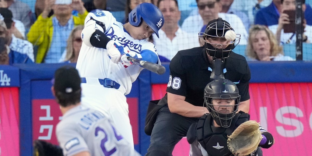 <b>오타니</b>, '아시아 최초' MLB 통산 <b>300 홈런</b> 달성