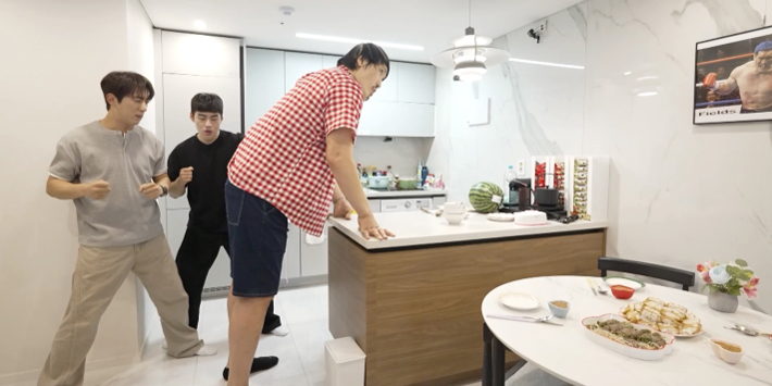 ‘전참시’ <b>최홍만 서울 집 공개</b>