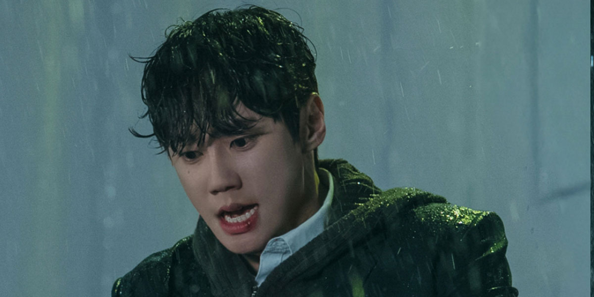 ‘<b>포핸즈</b>’ 이준영, 폭우 속 필사의 도주