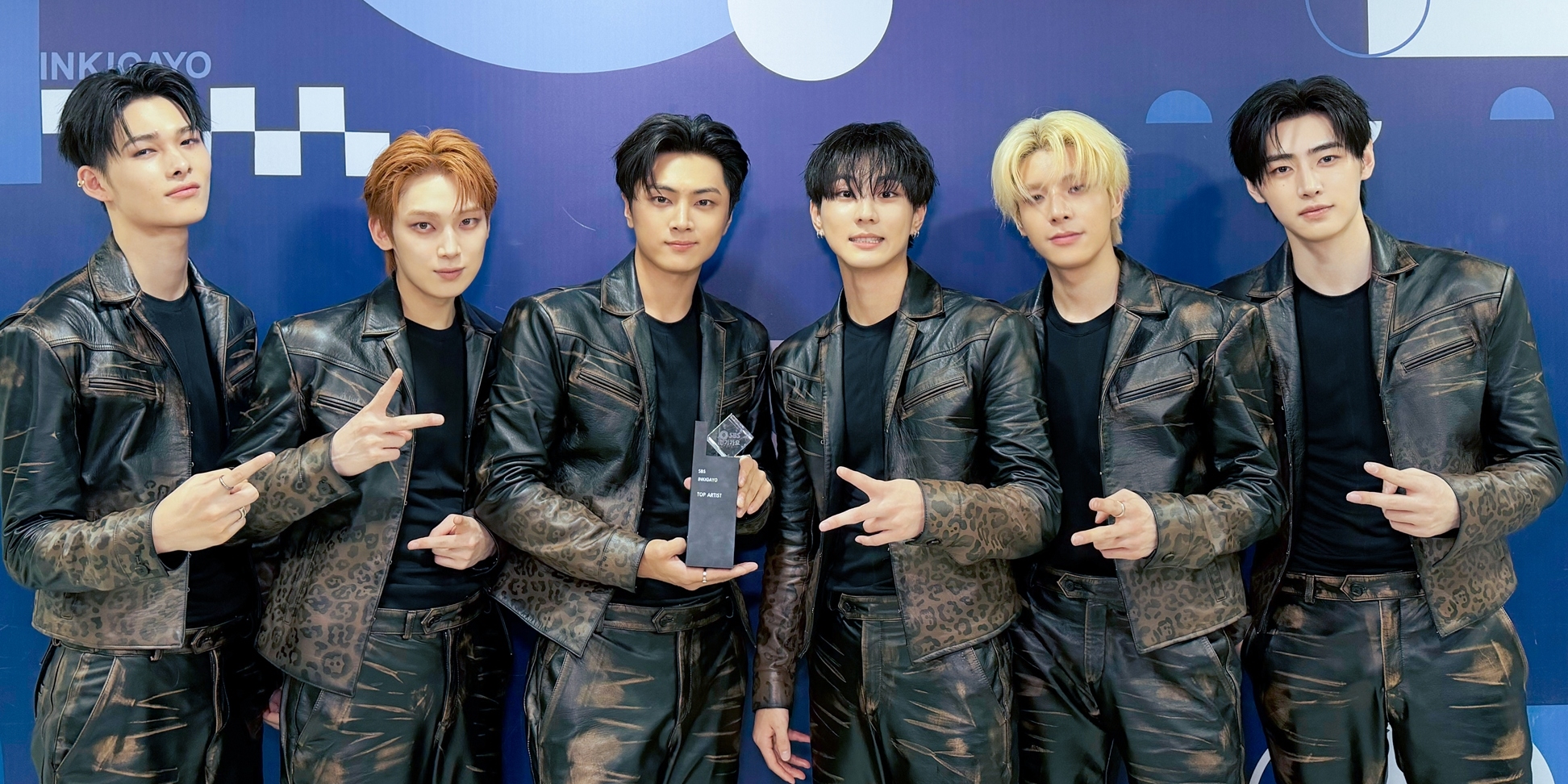 <b>엔하이픈</b>, 美 ‘<b>빌보드 200</b>’ <b>1위</b>