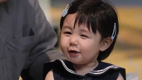 ‘슈돌’ <b>하루</b>, 아쿠아리움서 흥 폭발