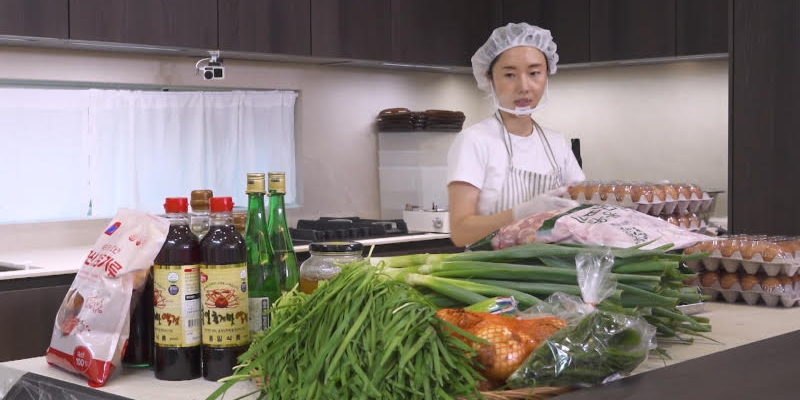 '편스토랑' <b>이정현</b> 감자탕, 대패 갈비덮밥, 유자된장 닭갈비 소스, 파스...