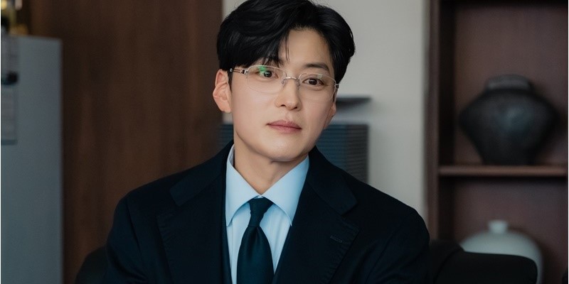 ‘<b>닥터X</b>’ <b>장승조</b>, 김지원 적수 된다