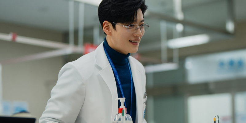 ‘<b>닥터X</b>’ 장승조, 김지원 향한 플러팅