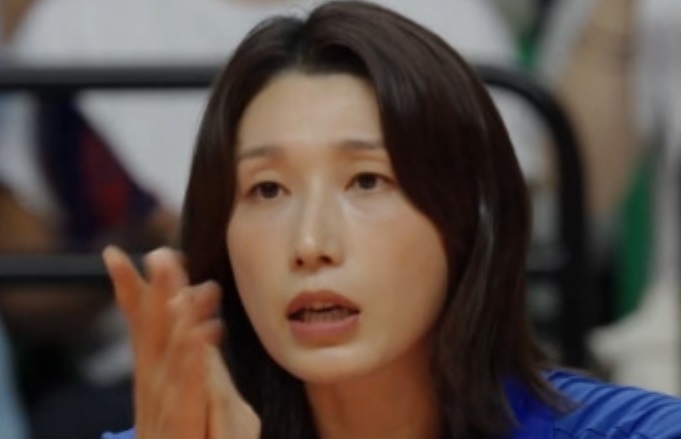 절체절명의 한일전, 식빵언니 김연경이 꺼내 든 비밀병기 황연주