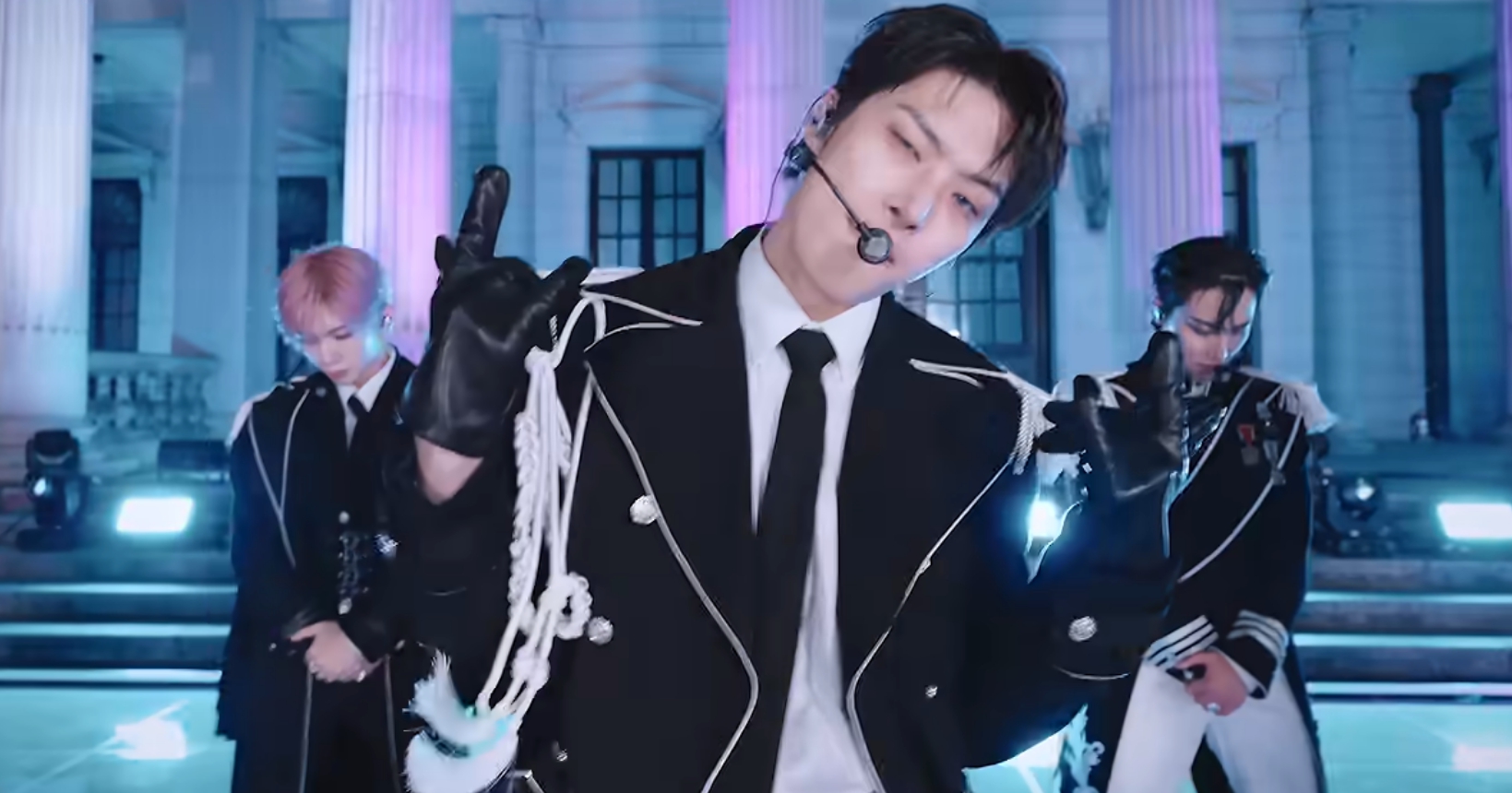 '불후의 명곡' 경복궁 <b>에이티즈</b>·박지현·이승기·엔믹스·린·보넥도·김...